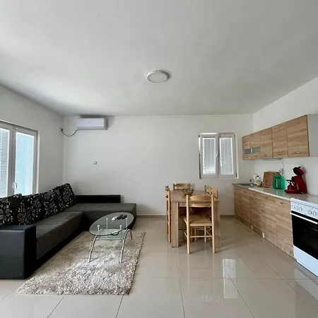 Hida Ile Apartments Ulcinj Exterior photo