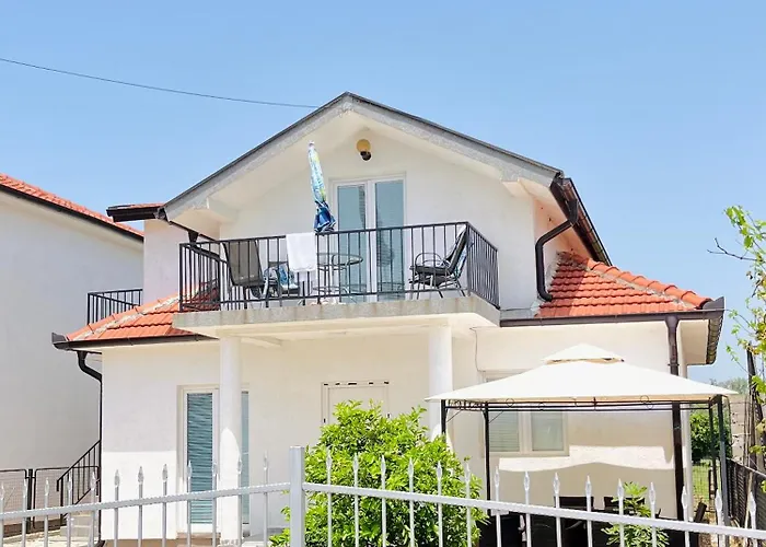 Hida Ile Apartments